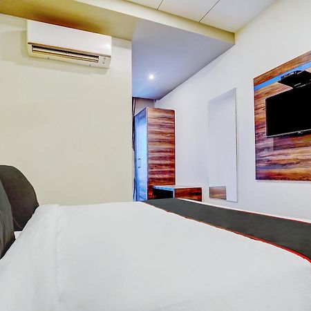 Super Collection O Kalinga Bapuji Nagar Hotel Бхубанешвар Екстериор снимка
