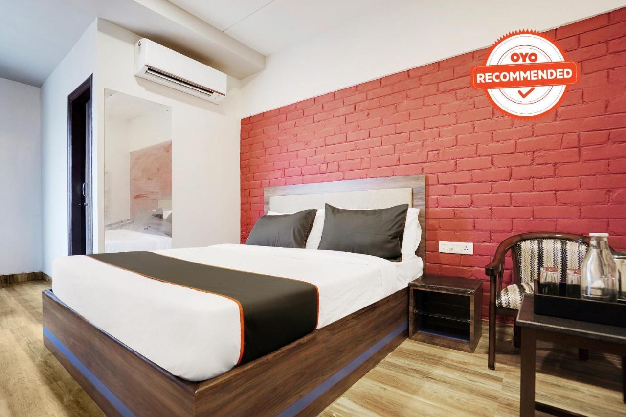 Super Collection O Kalinga Bapuji Nagar Hotel Бхубанешвар Екстериор снимка